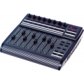 Behringer BCF2000