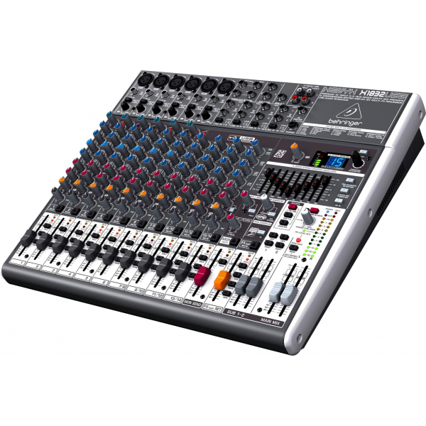 Behringer X1832USB