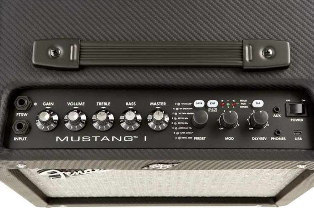 Bass master. Fender комбоусилитель Mustang i (v.2). Комбик Fender Mustang 1 v2. Усилитель Fender Mustang v2. Fender комбоусилитель Mustang i.